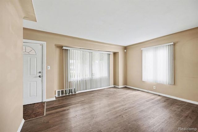 21768 Gascony Avenue, Eastpointe, MI 48021