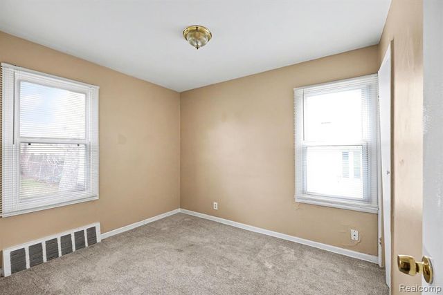 21768 Gascony Avenue, Eastpointe, MI 48021
