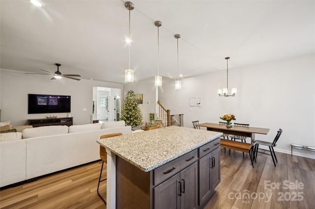 1103 Grays Mill Road, Charlotte, NC 28215