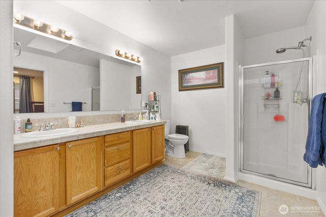 27867 256th Court SE, Maple Valley, WA 98038