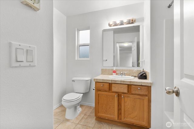 27867 256th Court SE, Maple Valley, WA 98038