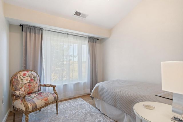 5959 Bodega Ave, Petaluma, CA 94952