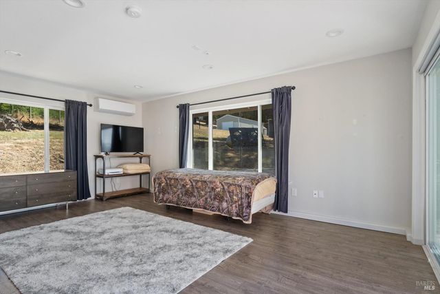 5959 Bodega Ave, Petaluma, CA 94952