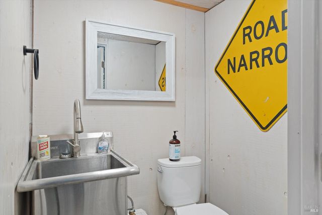 5959 Bodega Ave, Petaluma, CA 94952