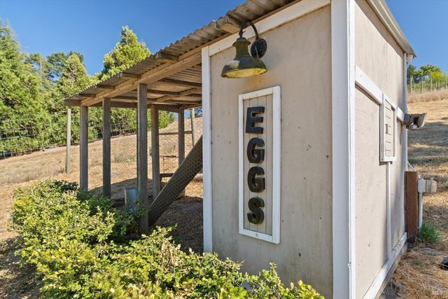 5959 Bodega Ave, Petaluma, CA 94952