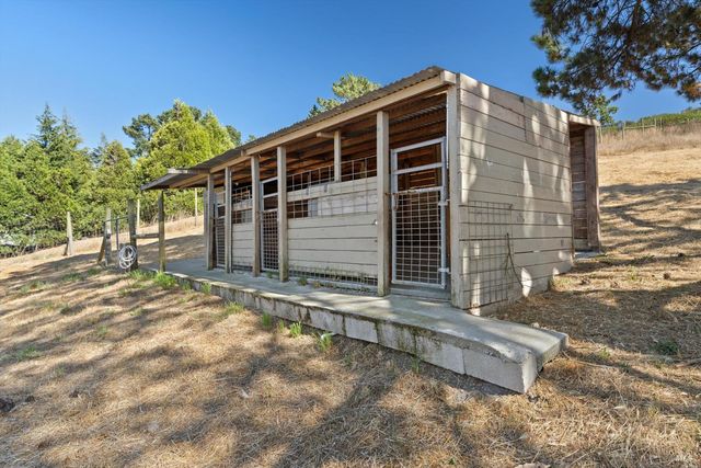 5959 Bodega Ave, Petaluma, CA 94952