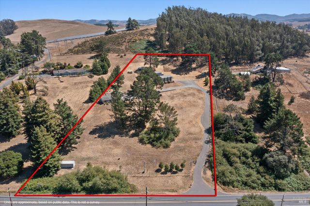 5959 Bodega Ave, Petaluma, CA 94952