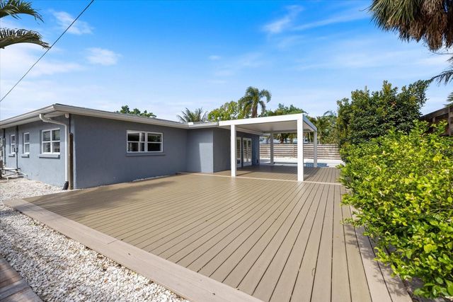 2513 MINEOLA WAY, Sarasota, FL 34239