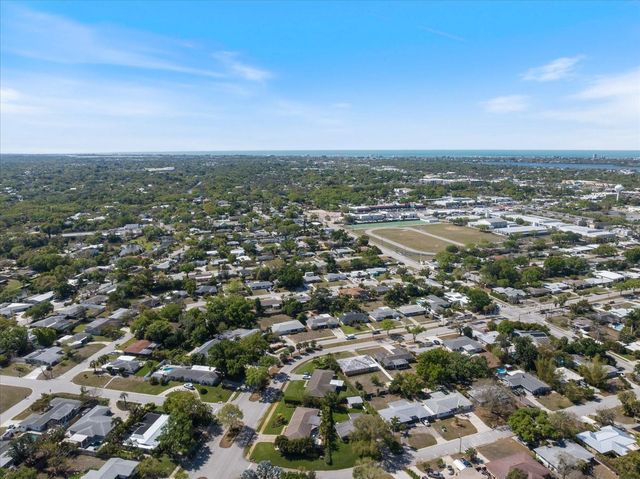 2513 MINEOLA WAY, Sarasota, FL 34239