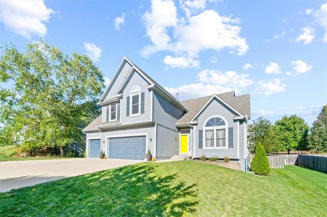 8234 NE 97th Terrace, Kansas City, MO 64157