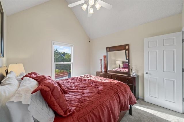 8234 NE 97th Terrace, Kansas City, MO 64157