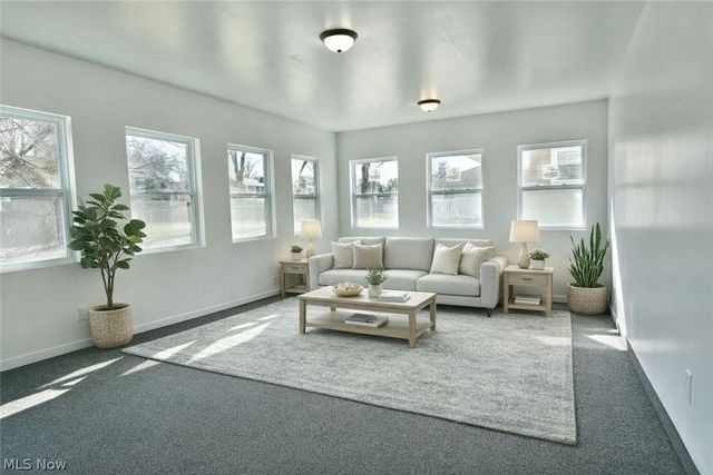 8351 Chesterton Drive, Youngstown, OH 44514