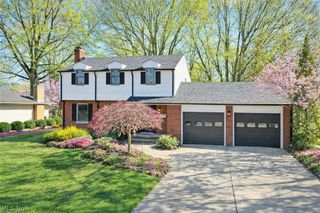 8351 Chesterton Drive, Youngstown, OH 44514