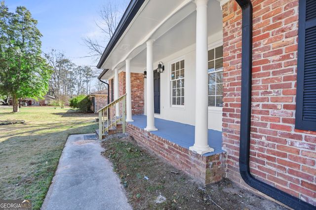 6541 Debbie Sue Lane, Morrow, GA 30260