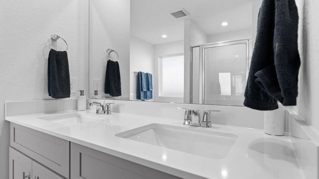 3229 Bolt Rope Drive, Texas City, TX 77539