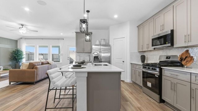 3229 Bolt Rope Drive, Texas City, TX 77539