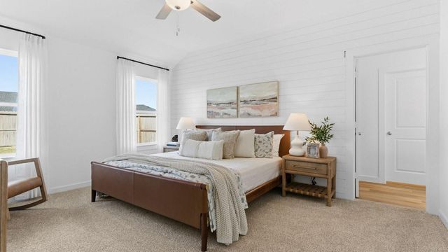 3229 Bolt Rope Drive, Texas City, TX 77539