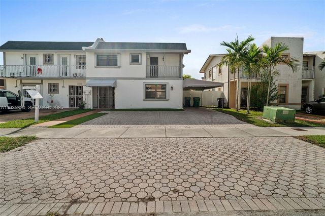 10922 SW 25th St, Miami, FL 33165