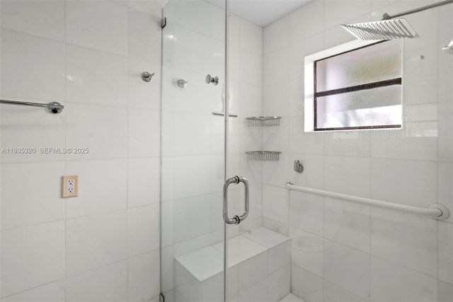 10922 SW 25th St, Miami, FL 33165