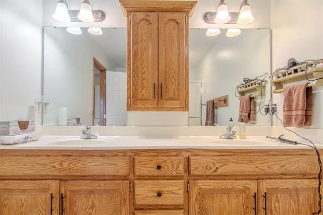 93 E BEULAH Street, Garden City, MO 64747