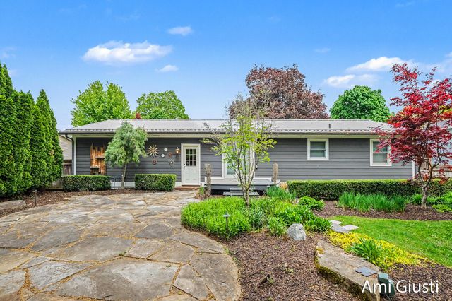 7232 Thornapple River Drive SE, Ada, MI 49301