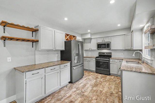 7232 Thornapple River Drive SE, Ada, MI 49301