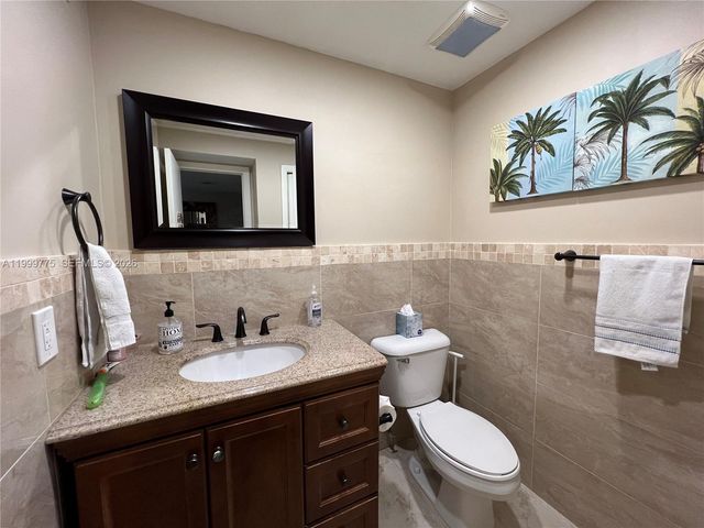 16500 Golf Club Rd 309, Weston, FL 33326