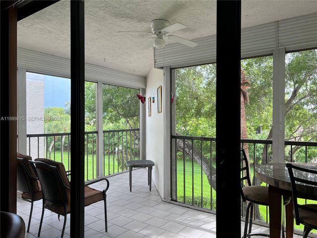 16500 Golf Club Rd 309, Weston, FL 33326