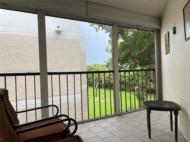 16500 Golf Club Rd 309, Weston, FL 33326