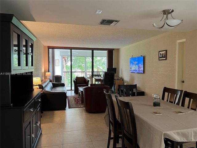 16500 Golf Club Rd 309, Weston, FL 33326