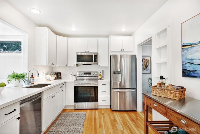 3027 NE 91st Street, Seattle, WA 98115