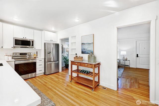 3027 NE 91st Street, Seattle, WA 98115