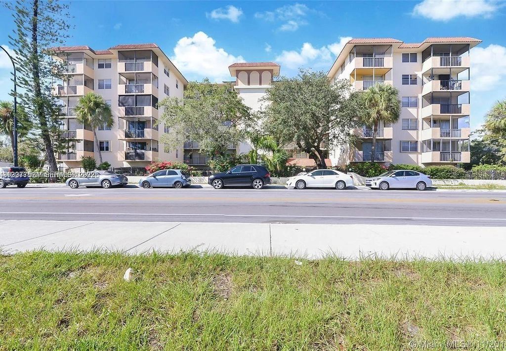12590 NE 16th Avenue 206, North Miami, FL 33161