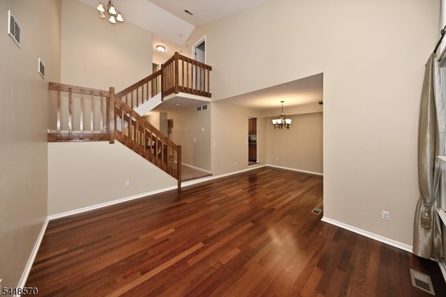 6 Erin Way, Lincoln Park Boro, NJ 07035