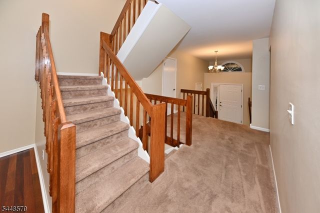 6 Erin Way, Lincoln Park Boro, NJ 07035