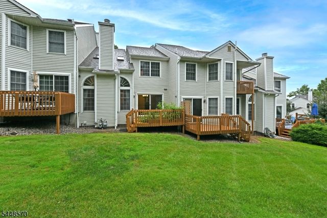6 Erin Way, Lincoln Park Boro, NJ 07035