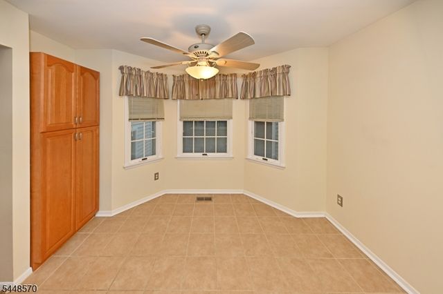 6 Erin Way, Lincoln Park Boro, NJ 07035