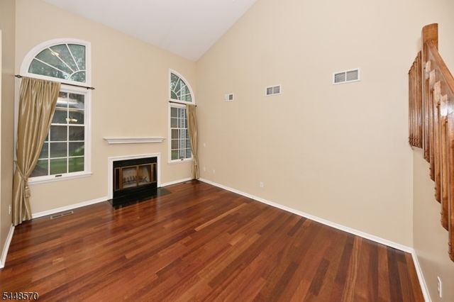 6 Erin Way, Lincoln Park Boro, NJ 07035