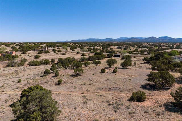 4 Azul Place, Santa Fe, NM 87508