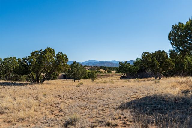 4 Azul Place, Santa Fe, NM 87508