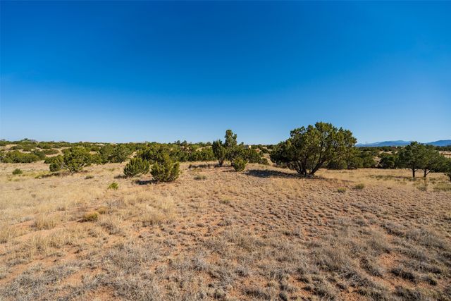 4 Azul Place, Santa Fe, NM 87508