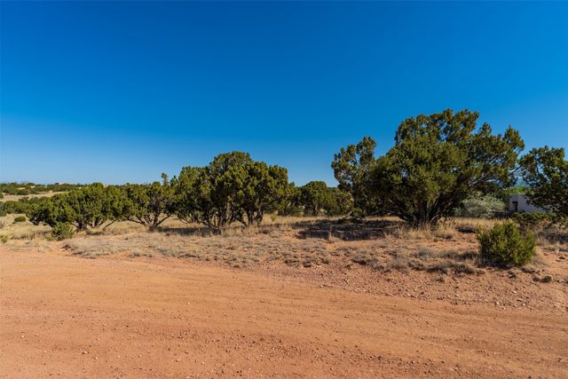 4 Azul Place, Santa Fe, NM 87508