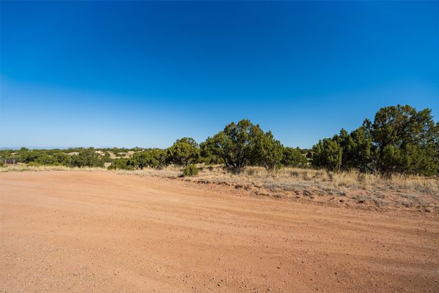 4 Azul Place, Santa Fe, NM 87508