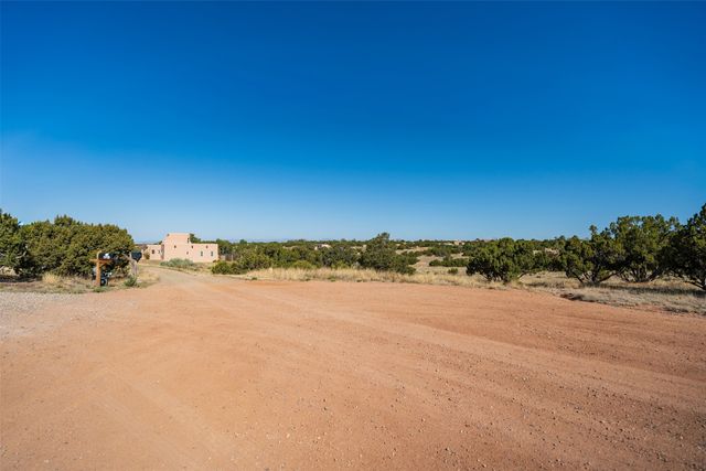 4 Azul Place, Santa Fe, NM 87508