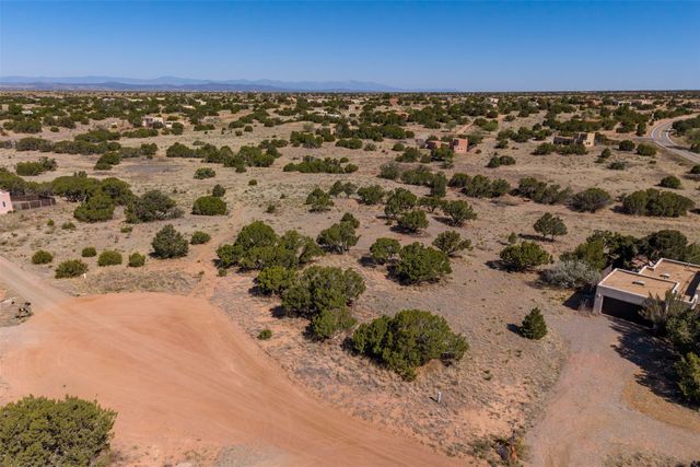 4 Azul Place, Santa Fe, NM 87508
