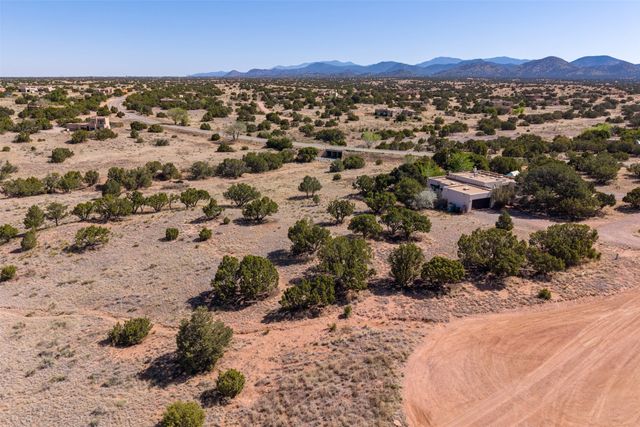 4 Azul Place, Santa Fe, NM 87508