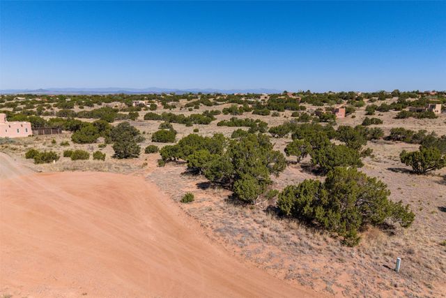 4 Azul Place, Santa Fe, NM 87508