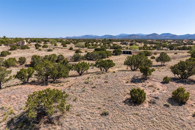 4 Azul Place, Santa Fe, NM 87508