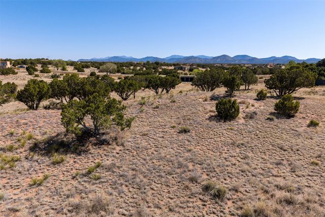 4 Azul Place, Santa Fe, NM 87508
