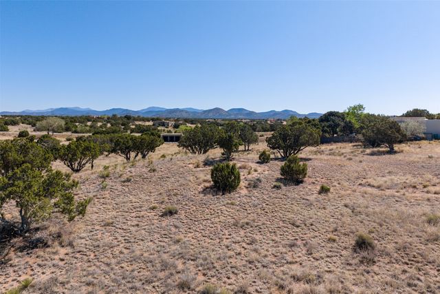 4 Azul Place, Santa Fe, NM 87508
